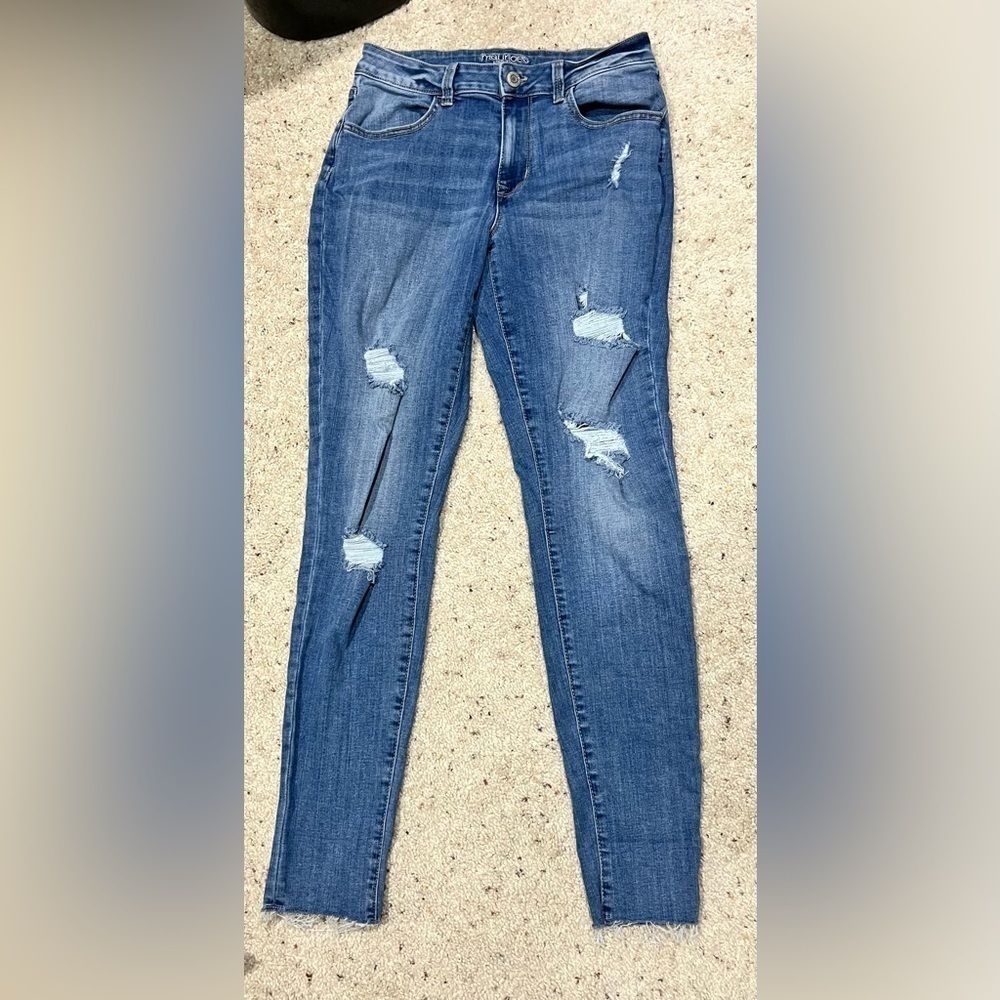 Maurice’s m Med‎ R Reg distressed jeans